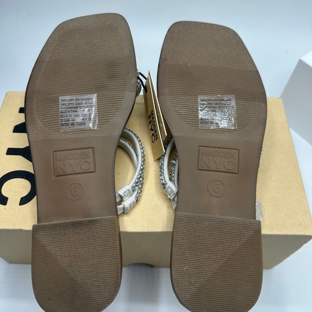 Madden NYC‎ Zig Zag Rhinestone Sandal Women 6 Silver NEW IN BOX Sparkly Slide - Picture 12 of 14